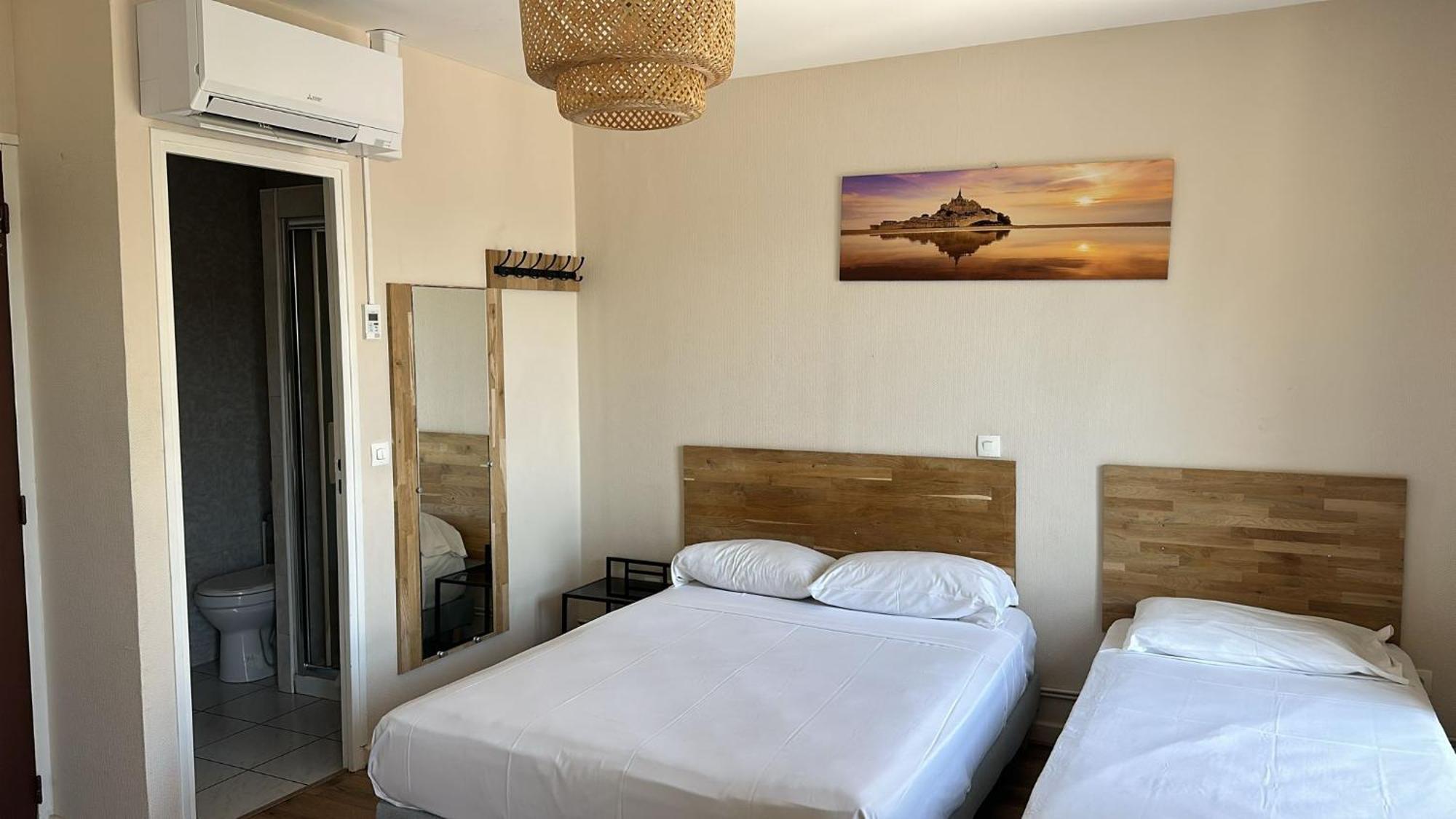 Hotel In Paris Обервил Екстериор снимка