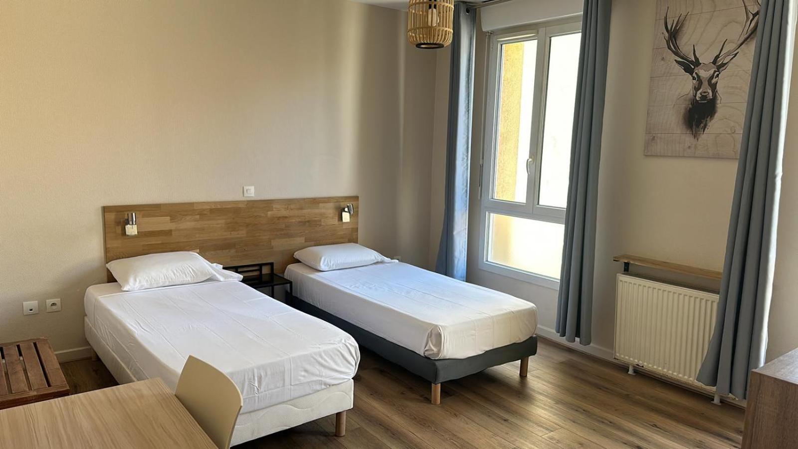 Hotel In Paris Обервил Екстериор снимка