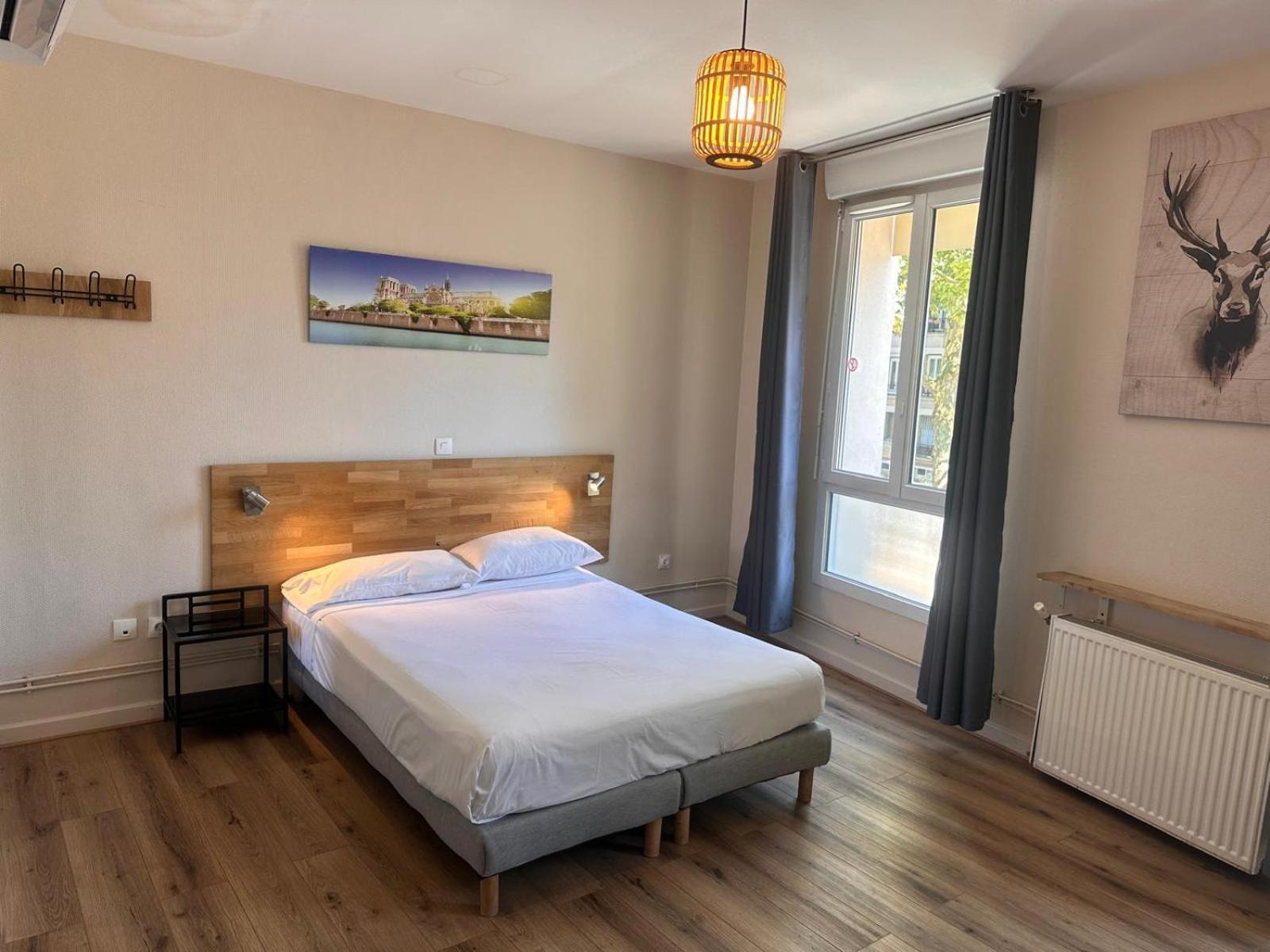 Hotel In Paris Обервил Екстериор снимка